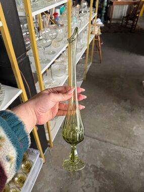 Vintage Fenton Art glass Swung Vase